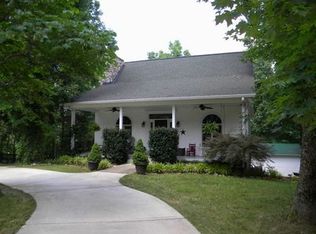 1955 Mayne Trace Rd, Waverly, TN 37185