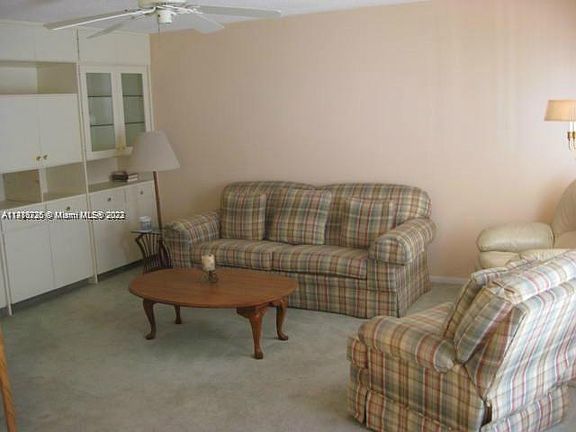 5th image of 73 Canterbury Dr E #C