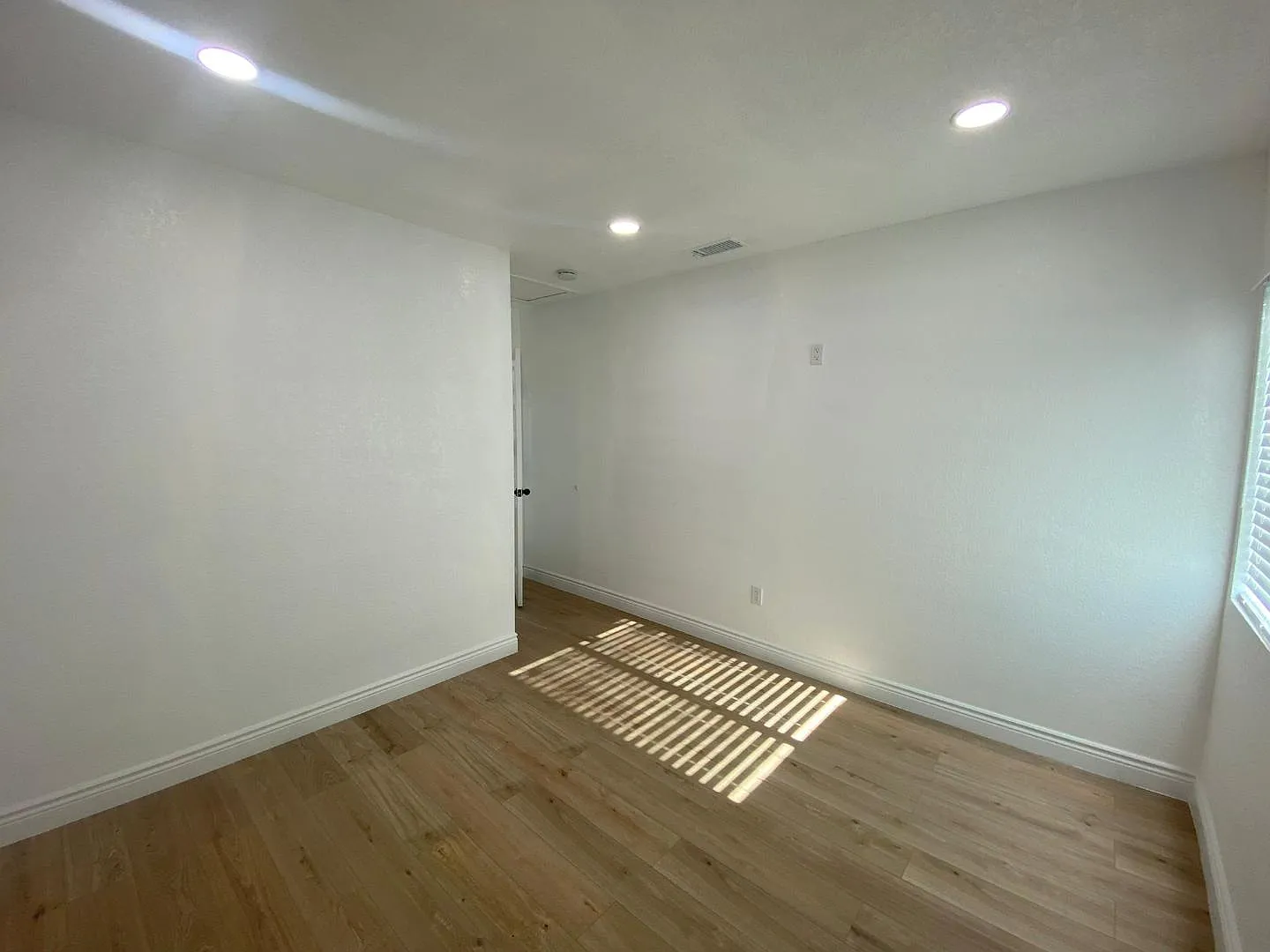 351 West Scott Street - 351 W Scott St - ADU — Photo 3