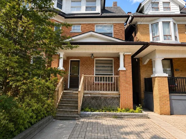 678 Euclid Ave, Toronto, ON M6G 2T7