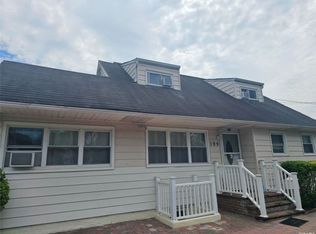 199 Grand Blvd, Brentwood, NY 11717