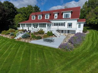 W296N2966 Franciscan Rd, Pewaukee, WI 53072