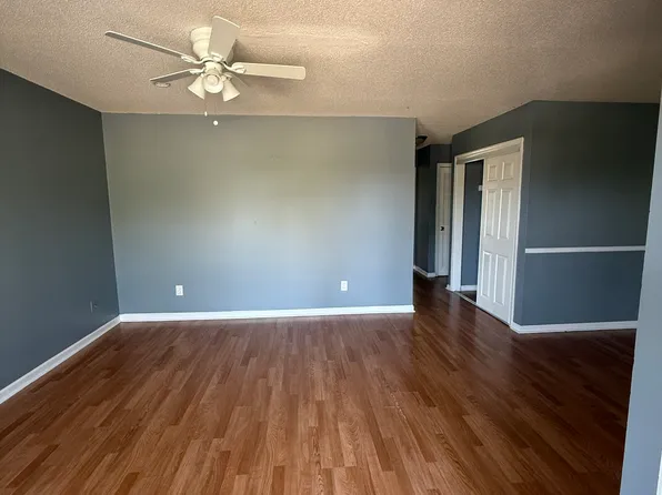 149 Angela Dr #357, Madison, AL 35758