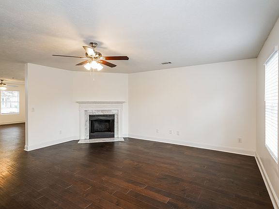 2nd image of 5636 Dory Dr