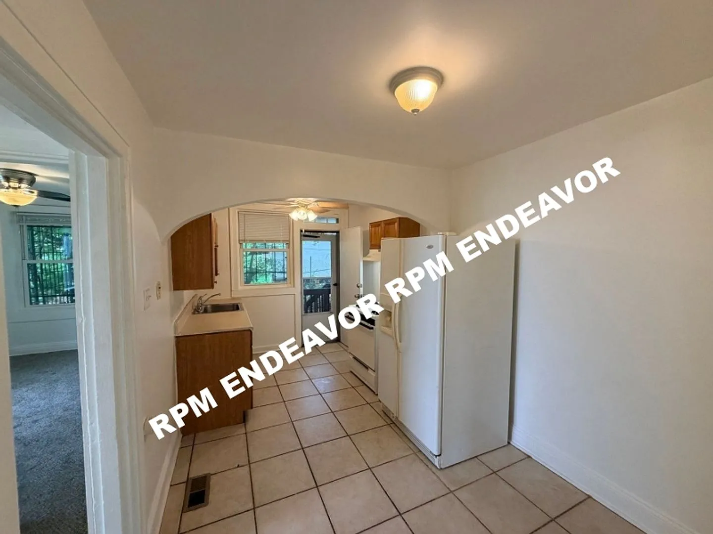 5454 Kingshighway — Photo 4