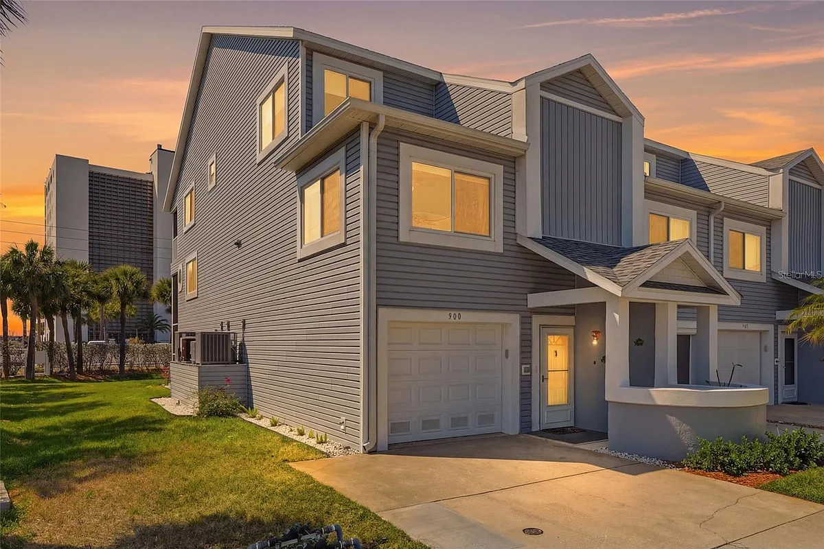 Building Photo - 900 Harbour House Dr