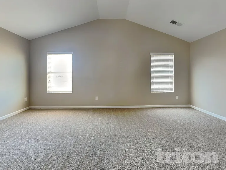 196 Sims Ct — Photo 6