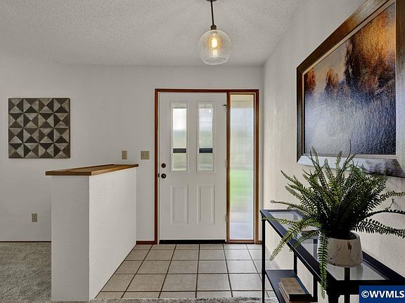 5th image of 40690 McDowell Creek Dr
