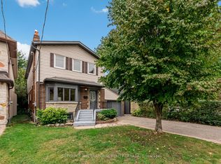 122 Brentcliffe Rd, Toronto, ON M4G 3Y9