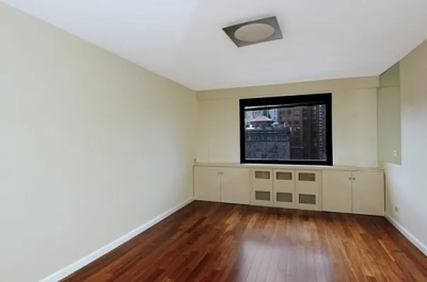 Sold by Citi Habitats | media 6