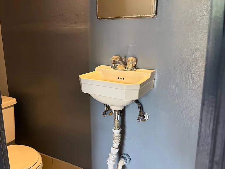 3047 Carnes Ave — Photo 10