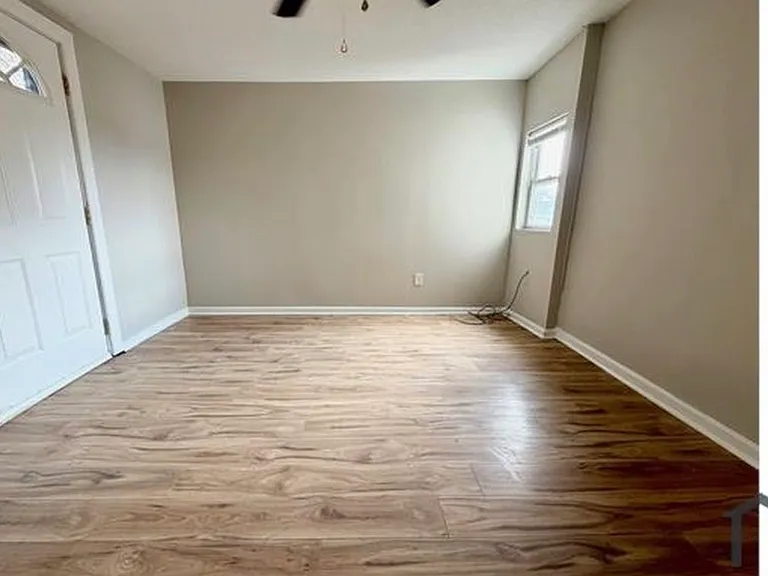 2631 W Madison St #2 — Photo 3