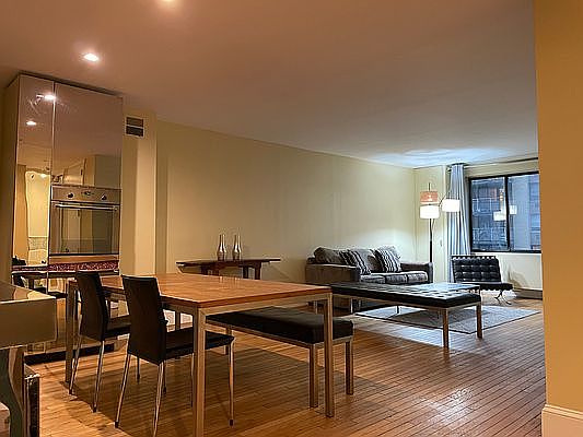 1st image of 211 W 71st St APT 4C