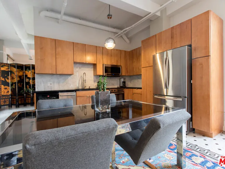 108 W 2nd St #808 — Photo 2