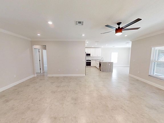 3rd image of 418 Easy Street