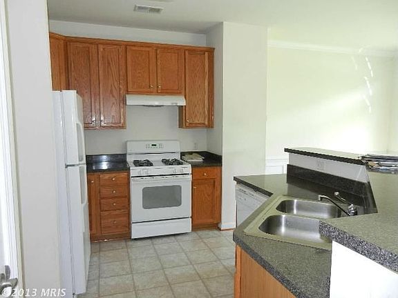 3rd image of 14562 Kylewood Way