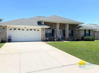 9655 Parker Lake Cir, Navarre, FL 32566