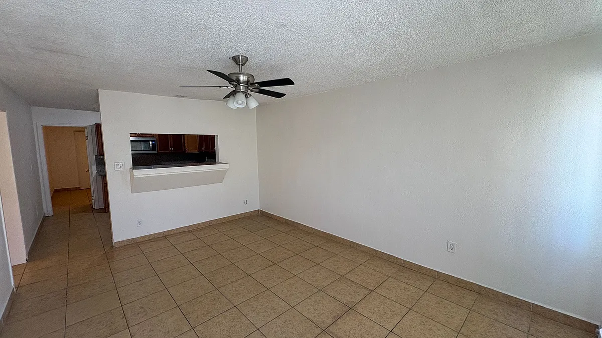 Building Photo - 2169 Sunrise Ln