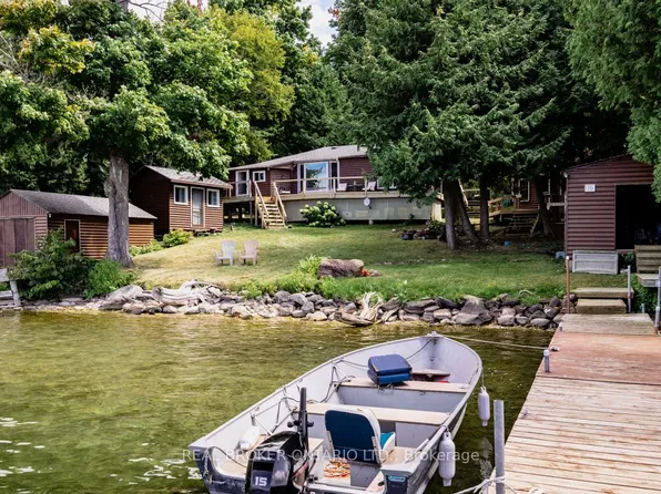 70 Ivy Ln, Orillia, ON L3V 0H4