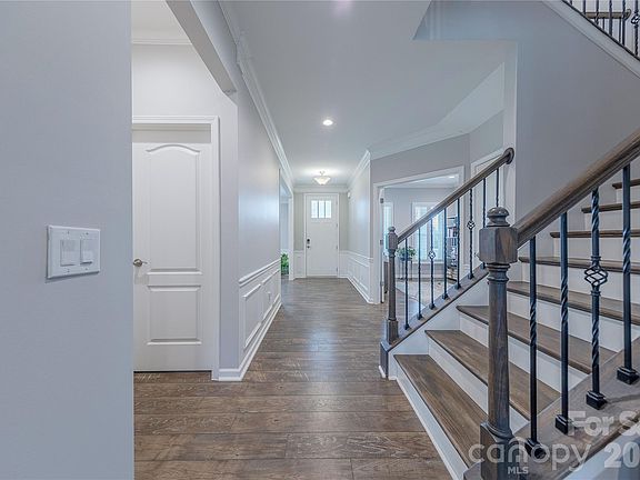 4th image of 270 Hampton Trail Dr