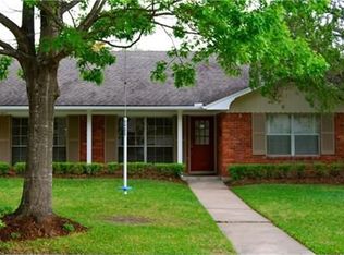 2050 Macarthur St, Houston, TX 77030