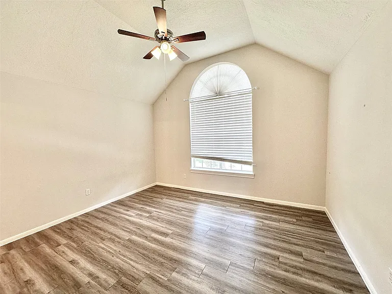 20507 Chapel Glen Ct — Photo 21