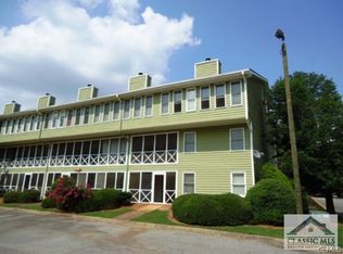 200 Sycamore Dr #712, Athens, GA 30605