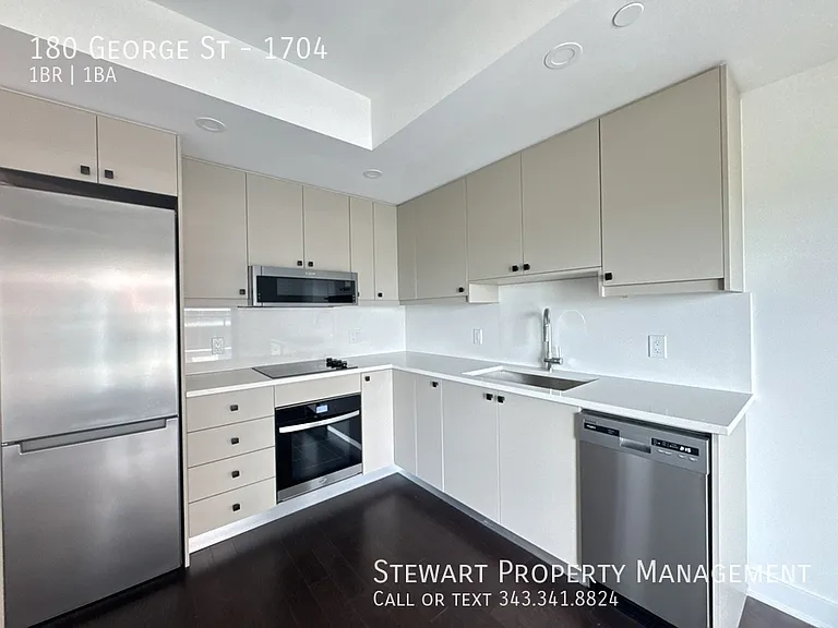 180 George St #1704 — Photo 10