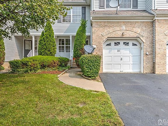 4th image of 31 Palmetto Way