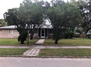 1009 45th St W, Bradenton, FL 34209