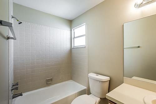 3rd image of 2706 Arrowwood Ct