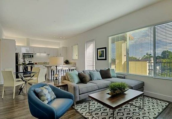 3rd image of 4142 Adams Ave APT 304