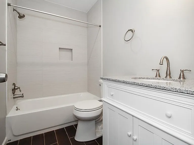 1701 Glenwood Dr — Photo 14