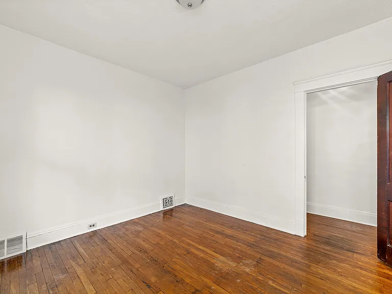 Bedroom #1
