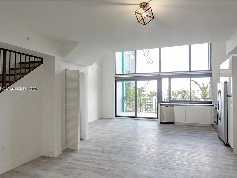 4400 Sunrise Blvd #T1 — Photo 13