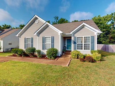 1317 Branchside Ct, Thompsons Station, TN, 37179