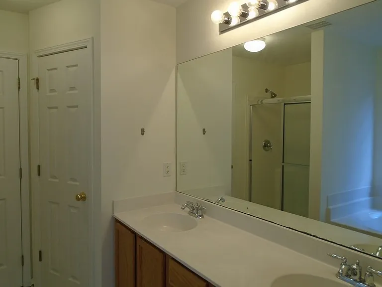 153 Pickett Creek Ln — Photo 14