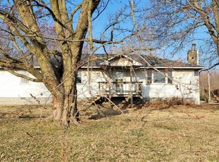 10708 N Chestnut St, Cassville, MO 65625