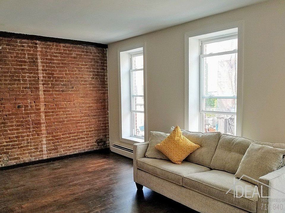 1st image of 12 Carroll St #2
