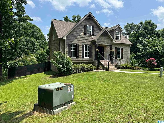 3rd image of 230 Ridgewood Ln