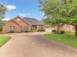 2501 Pebble Dr, Granbury, TX 76048