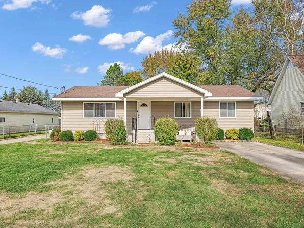 4530 Fish Rd, Smiths Creek, MI 48074