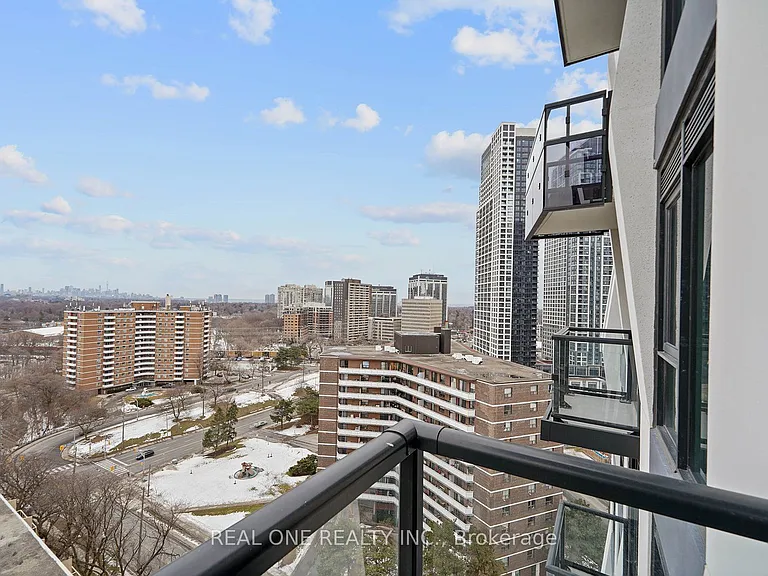 60 Central Park Dr #1602 — Photo 28