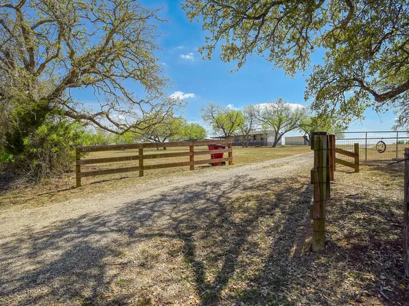 4495 Taylorsville Rd, Red Rock, TX 78662