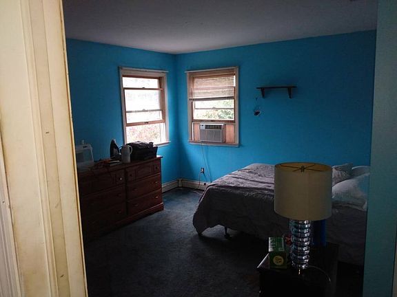 3rd image of 330 Baywood Dr