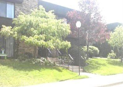 4th image of 1365A N Sterling Ave Unit 201
