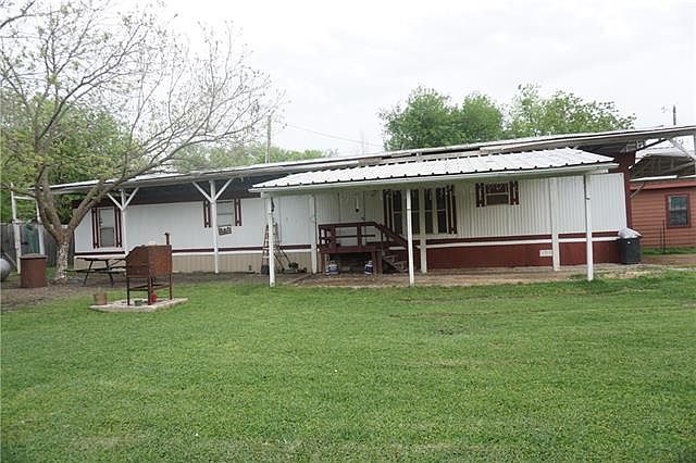 2nd image of 401 Regina Dr