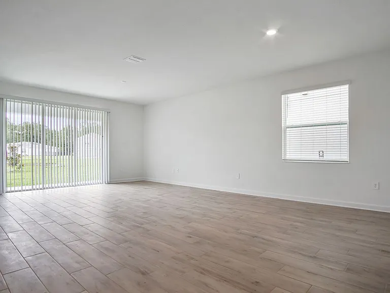 3083 Camden Way — Photo 5