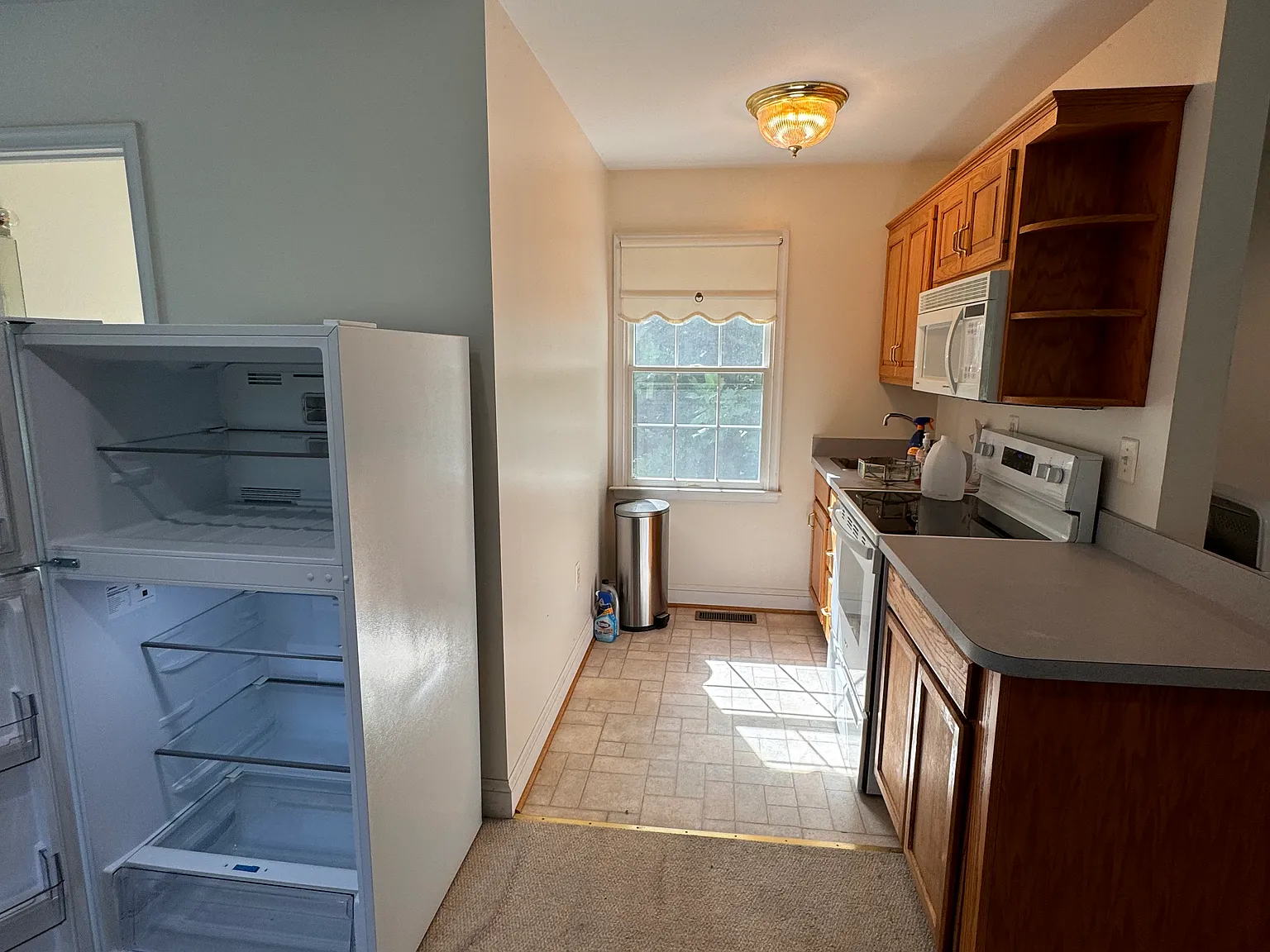 8400 Megan Ln — Photo 4