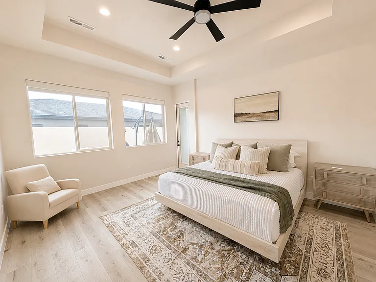 253 S 660 W — Photo 16